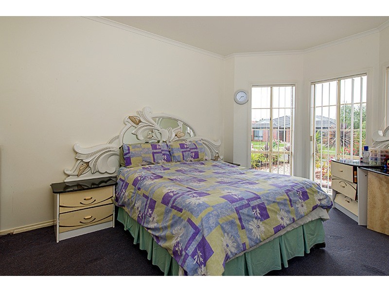 14 Fenton Place, Narre Warren South VIC 3805