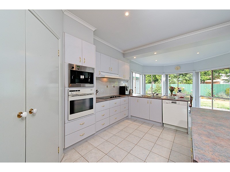 1 Scarborough Drive, Narre Warren South VIC 3805
