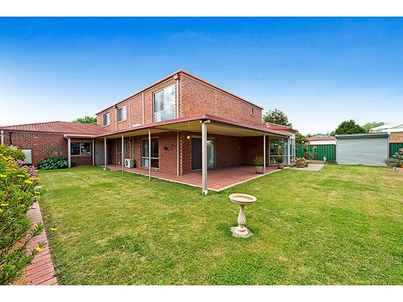 1 Scarborough Drive, Narre Warren South VIC 3805