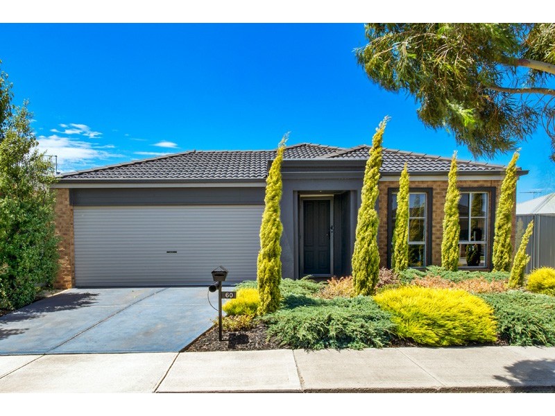 60 Tyndall Street, Cranbourne East VIC 3977