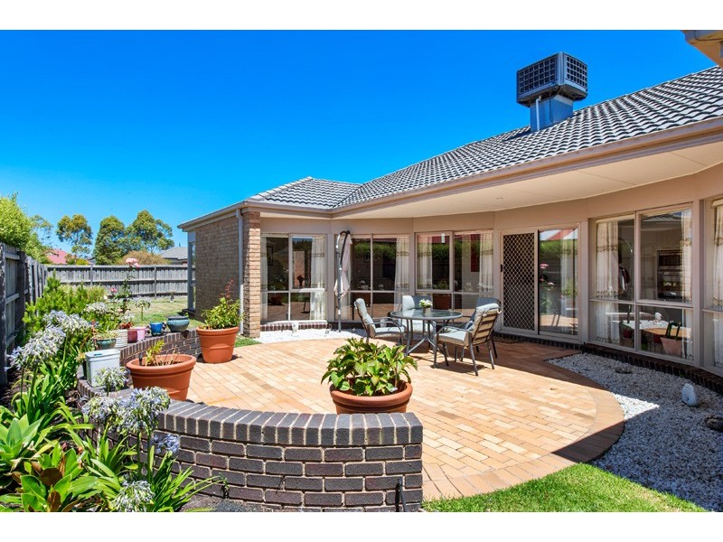 46 Berwick Springs Promenade, Narre Warren South VIC 3805