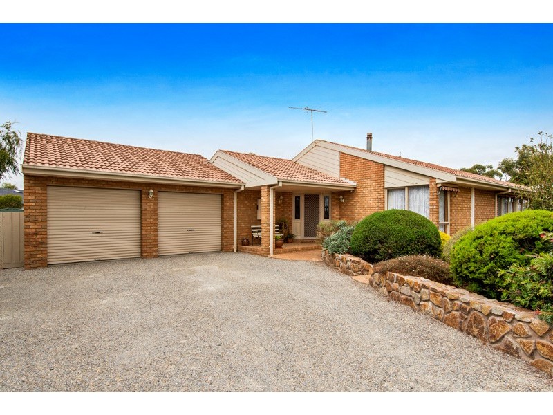 4 Stevensons Road, Cranbourne VIC 3977