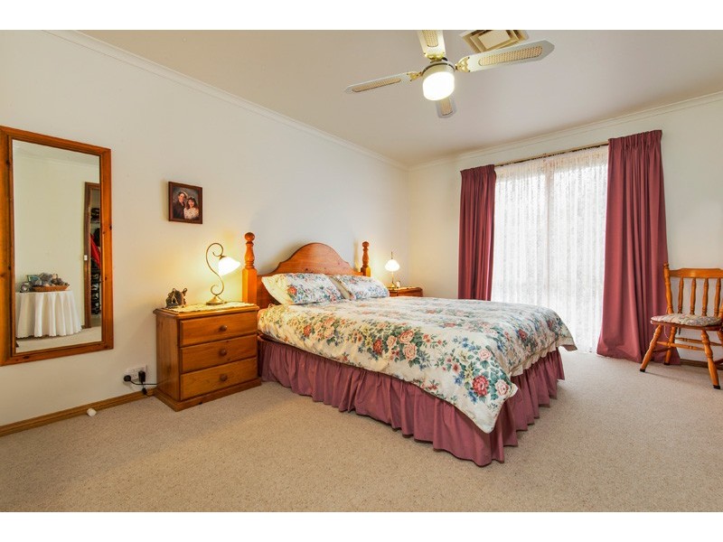 4 Stevensons Road, Cranbourne VIC 3977