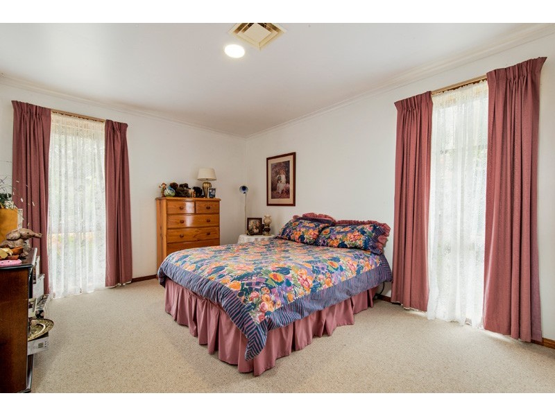 4 Stevensons Road, Cranbourne VIC 3977