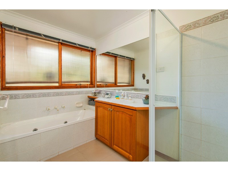 4 Stevensons Road, Cranbourne VIC 3977