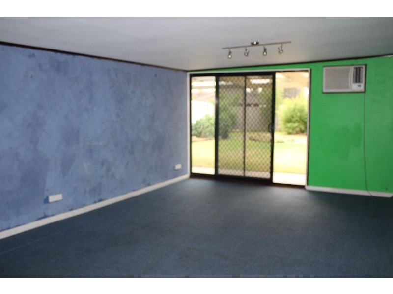 106 Endeavour Drive, Cranbourne North VIC 3977