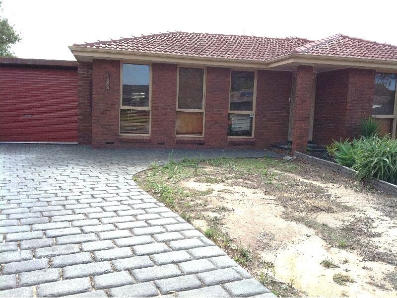 106 Endeavour Drive, Cranbourne North VIC 3977