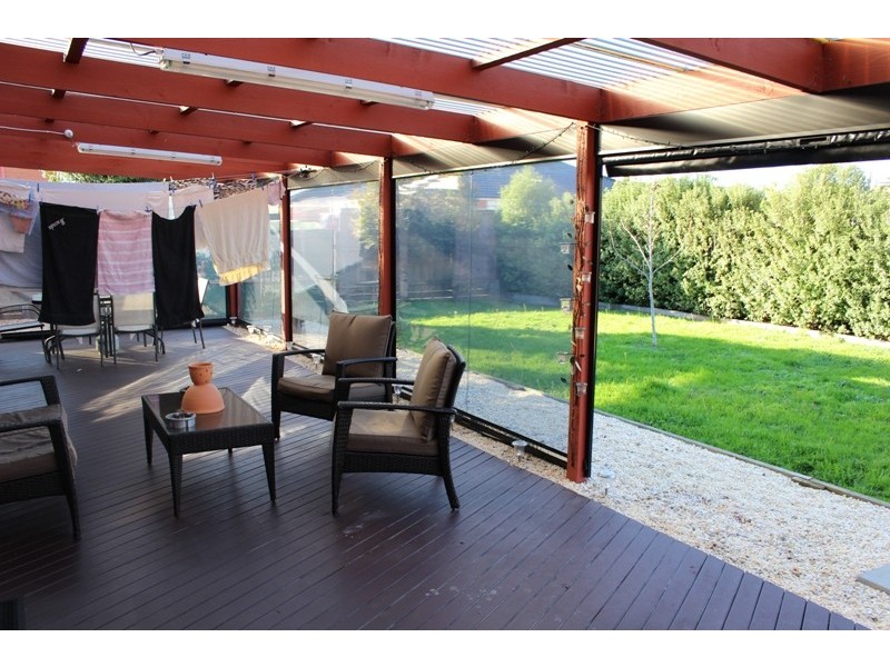 25 Community Parade, Narre Warren South VIC 3805