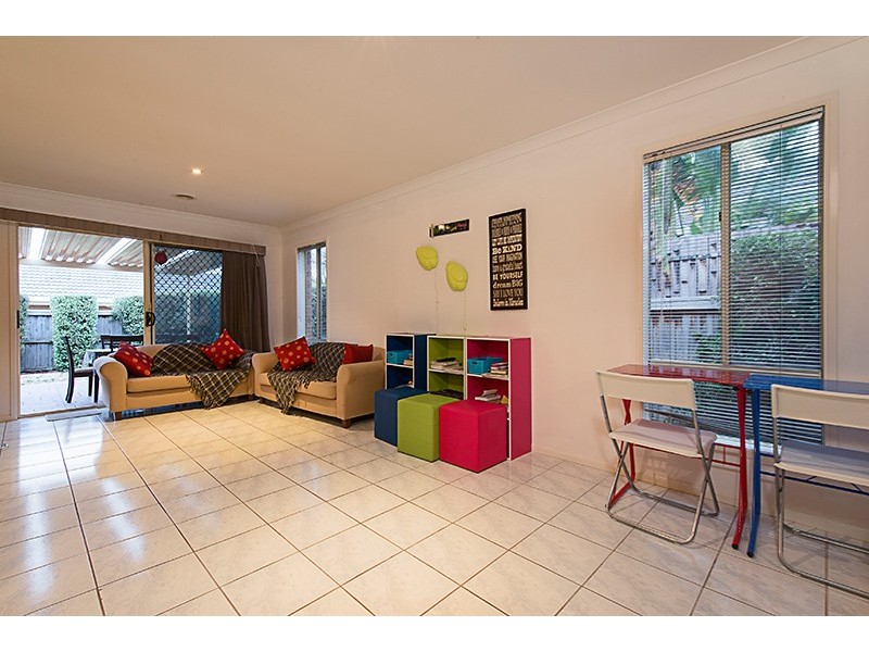 27 Napier Way, Narre Warren South VIC 3805