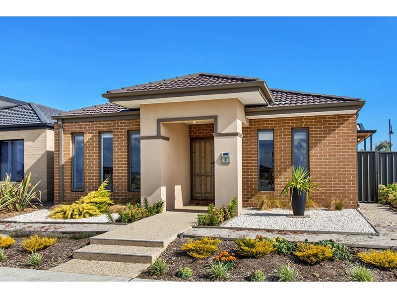 2 Agathis Alley, Cranbourne North VIC 3977