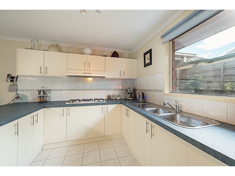 37 Trafalgar Way, Cranbourne East VIC 3977