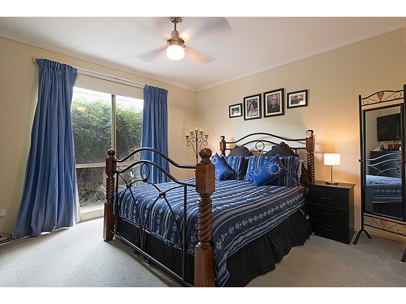 37 Trafalgar Way, Cranbourne East VIC 3977