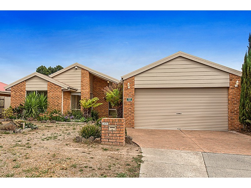 9 Delmare Court, Narre Warren South VIC 3805