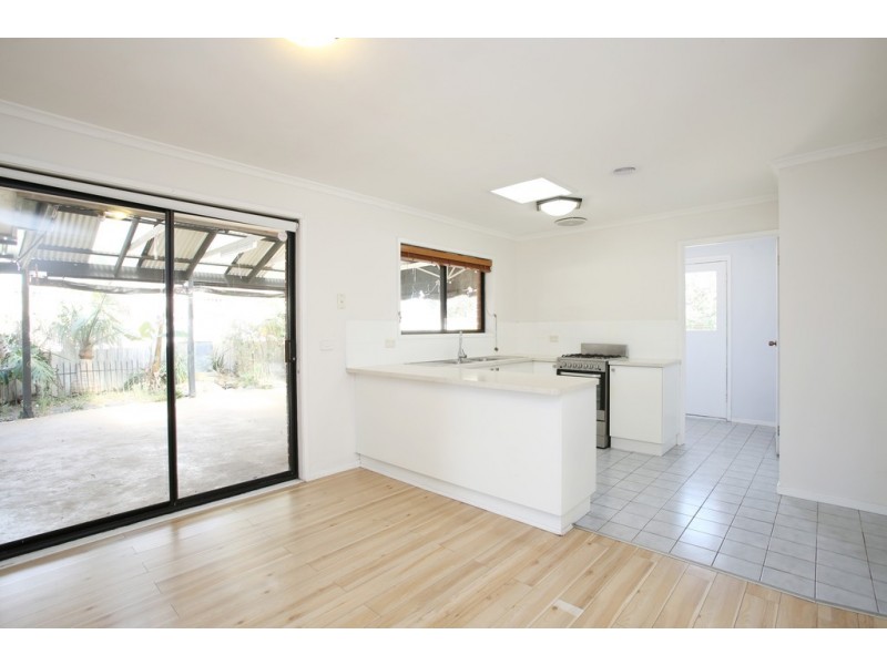 14 Flamingo Crt, Narre Warren South VIC 3805