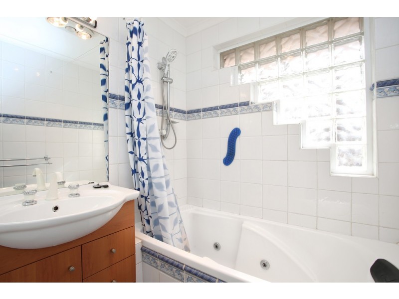 14 Flamingo Crt, Narre Warren South VIC 3805