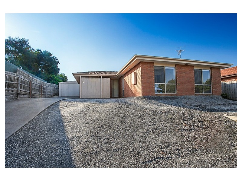 76 Fleetwood Drive, Narre Warren VIC 3805