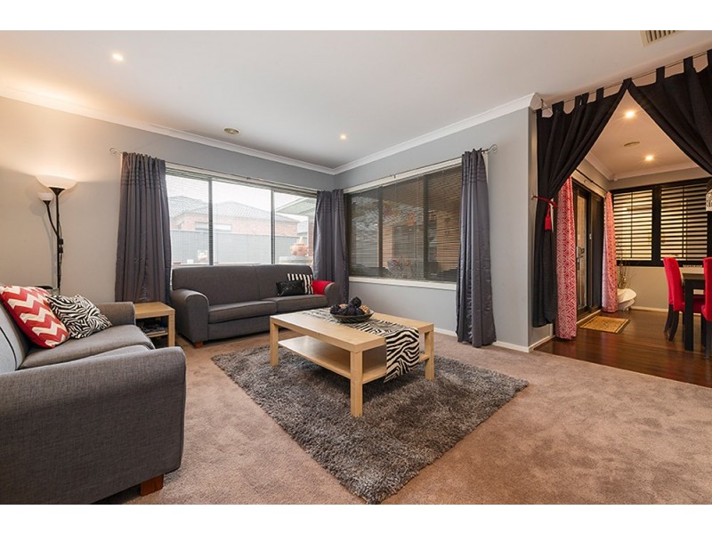 3 Aldous Place, Cranbourne North VIC 3977