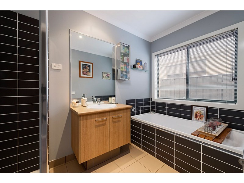 3 Aldous Place, Cranbourne North VIC 3977