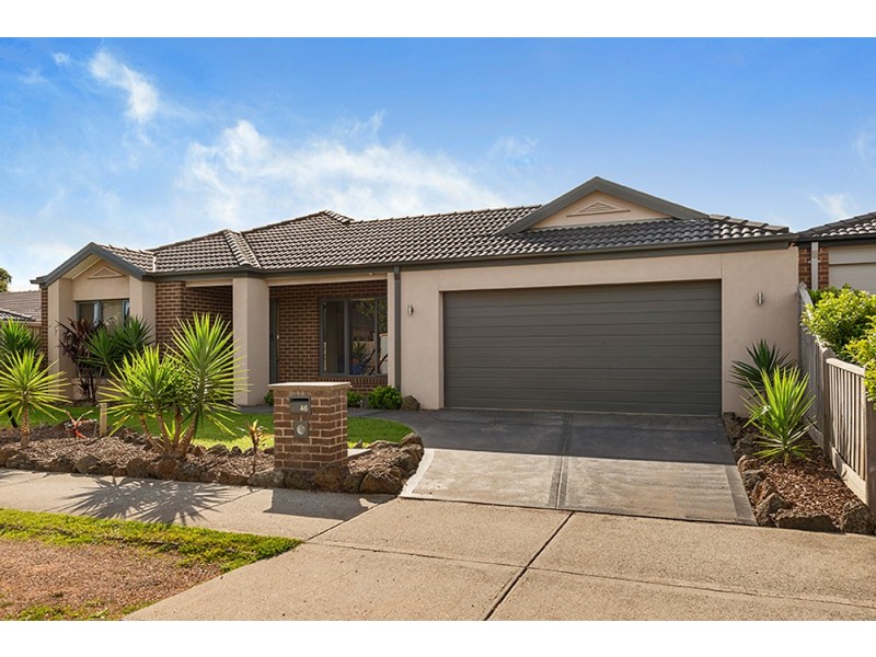 46 Von Nida Drive, Cranbourne North VIC 3977