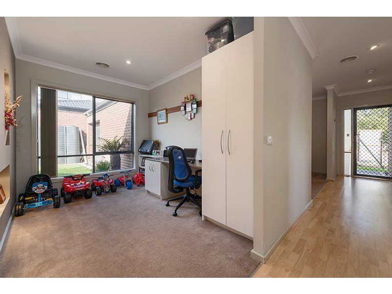 46 Von Nida Drive, Cranbourne North VIC 3977