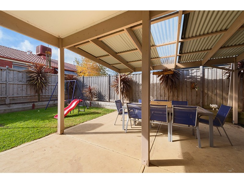 46 Von Nida Drive, Cranbourne North VIC 3977