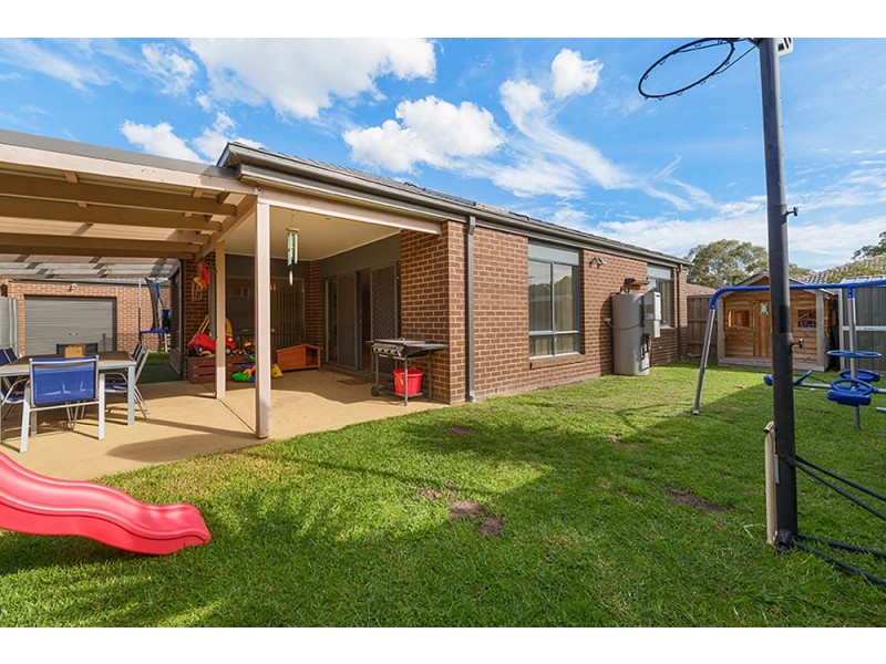 46 Von Nida Drive, Cranbourne North VIC 3977