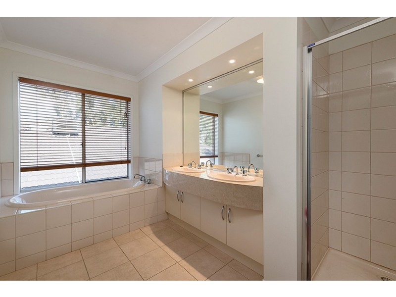 7 Auraria Close, Narre Warren South VIC 3805