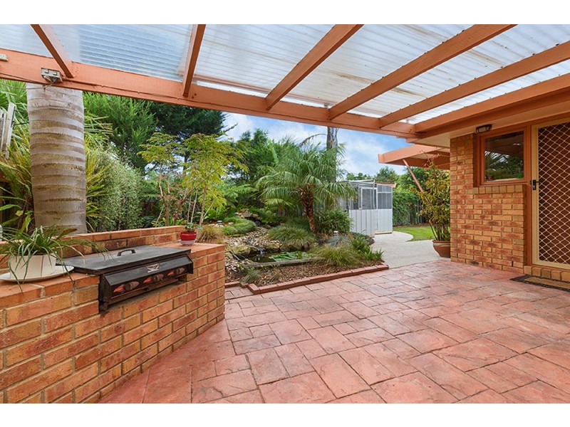7 Hamilton Drive, Cranbourne North VIC 3977