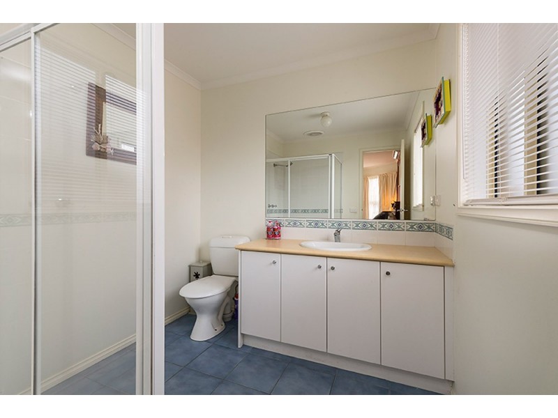 150 The Promenade, Narre Warren South VIC 3805