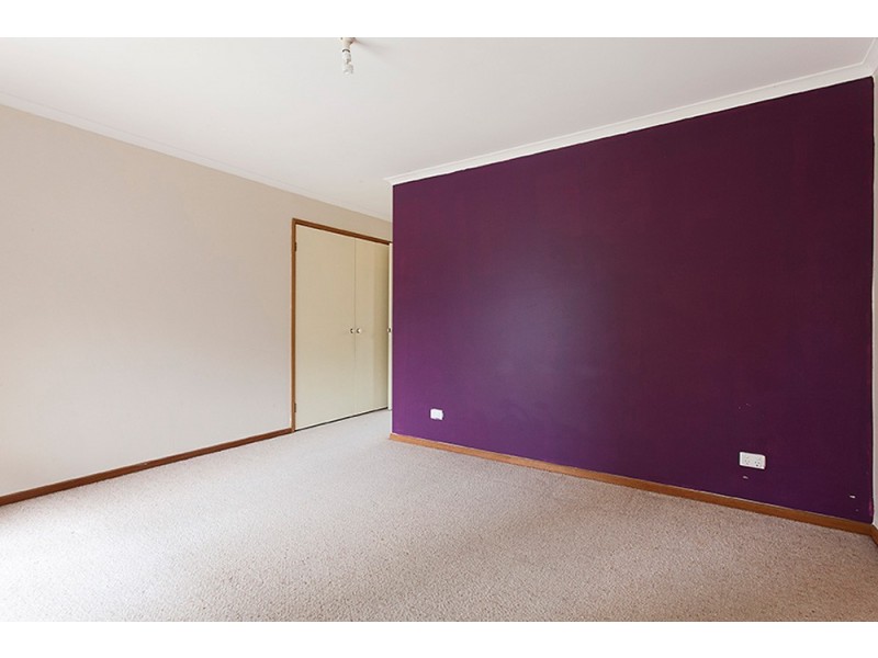 2/21 Evelyne Avenue, Cranbourne VIC 3977