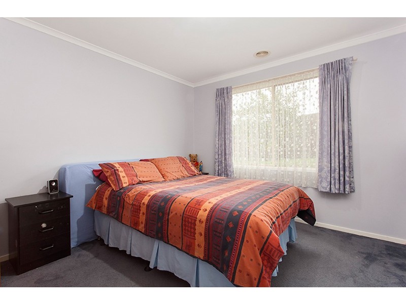 3 Jarvis Close, Narre Warren South VIC 3805