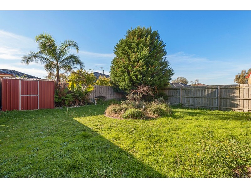 12 Provence Place, Narre Warren South VIC 3805