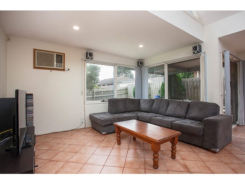 8 Teal Court, Narre Warren South VIC 3805