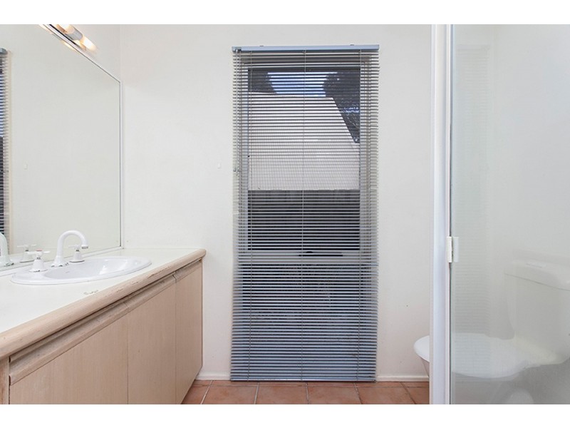 8 Teal Court, Narre Warren South VIC 3805