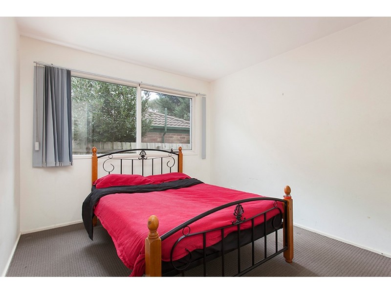 8 Teal Court, Narre Warren South VIC 3805