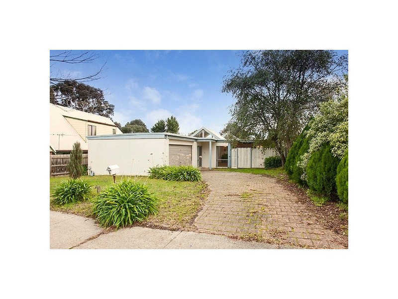 8 Teal Court, Narre Warren South VIC 3805