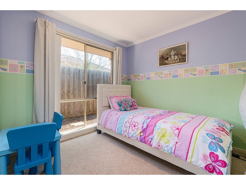 8 Avendon Crt, Narre Warren South VIC 3805