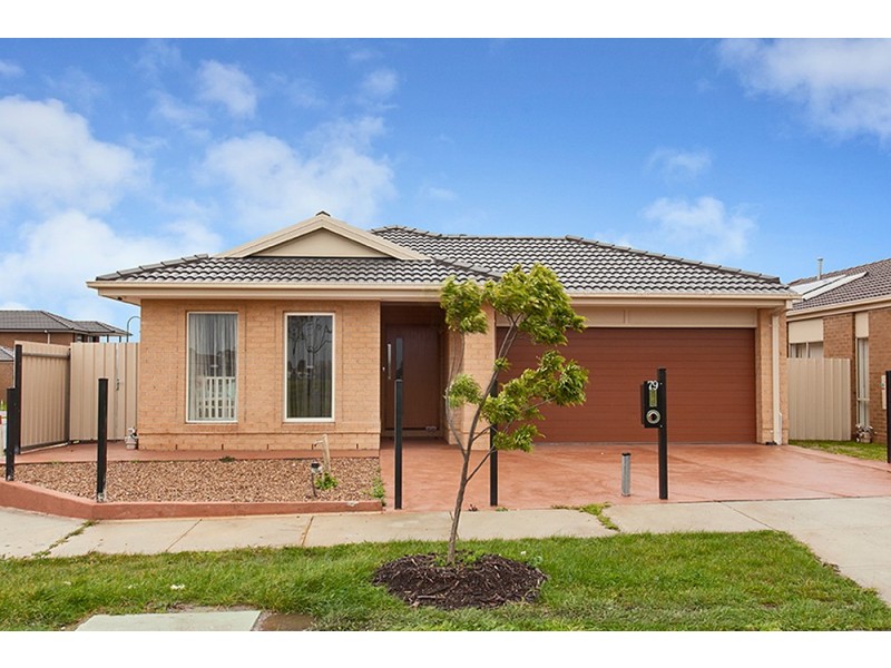 79 Dartmoor Drive, Cranbourne East VIC 3977