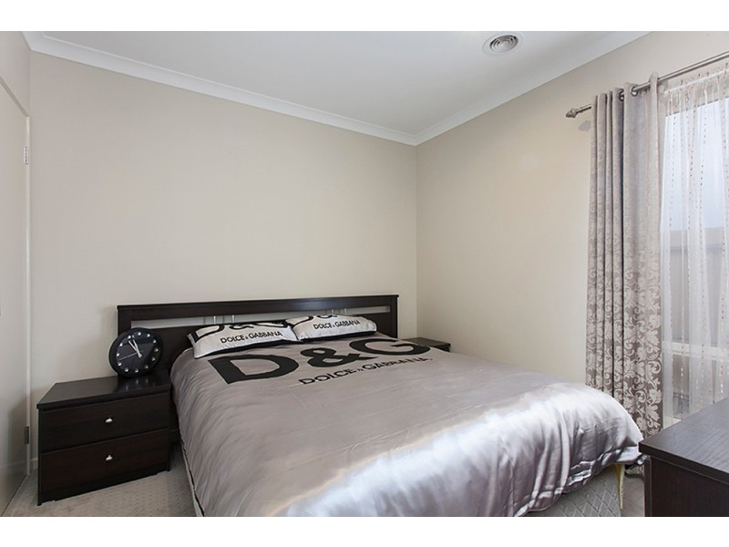 79 Dartmoor Drive, Cranbourne East VIC 3977