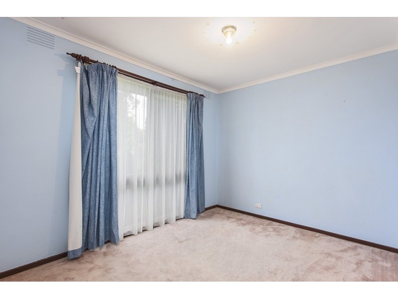15 Lalor Close, Mulgrave VIC 3170