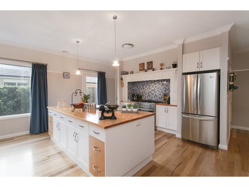 3 Hawkshead Place, Cranbourne North VIC 3977