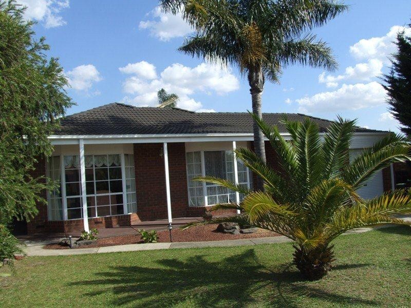 2 Gordonia crescent, Narre Warren VIC 3805