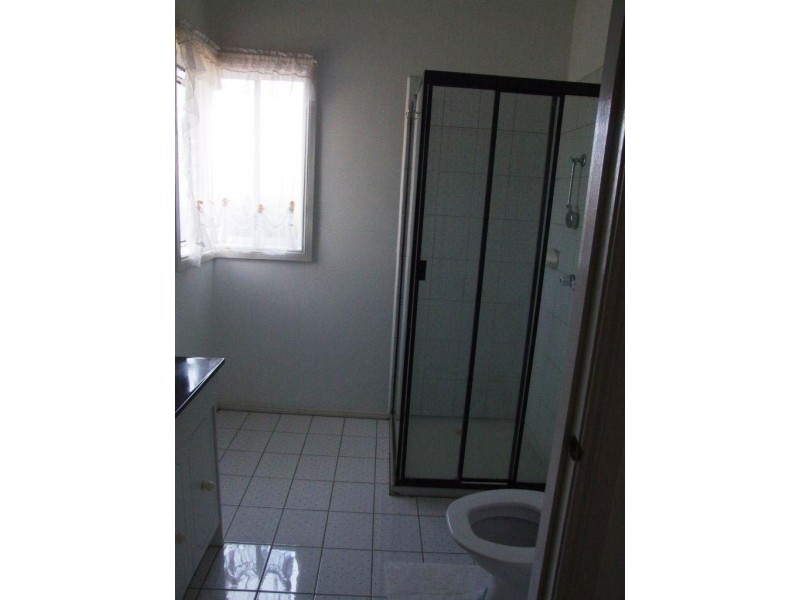 2 Gordonia crescent, Narre Warren VIC 3805