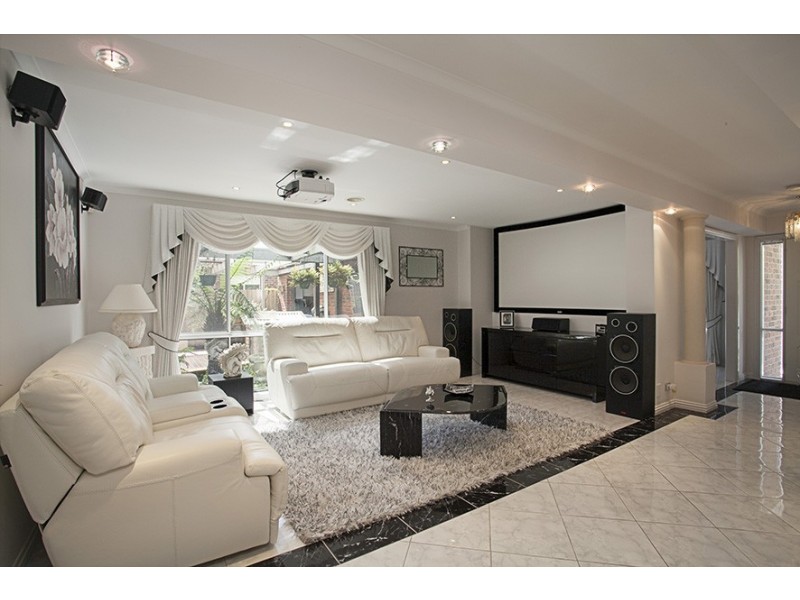 49 Wood Road, Narre Warren South VIC 3805