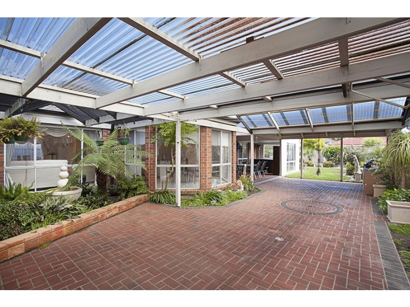 49 Wood Road, Narre Warren South VIC 3805