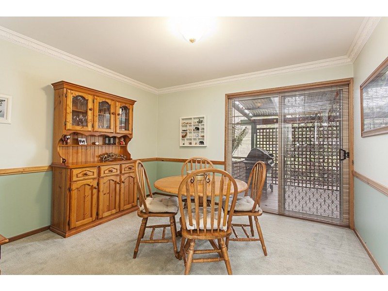 9 Raleigh Drive, Narre Warren South VIC 3805