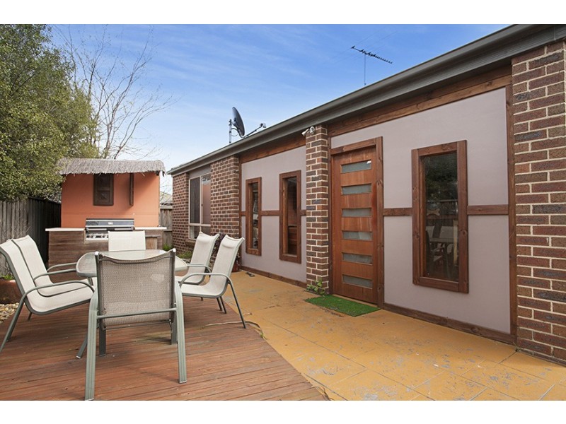 89 Robinswood, Narre Warren South VIC 3805