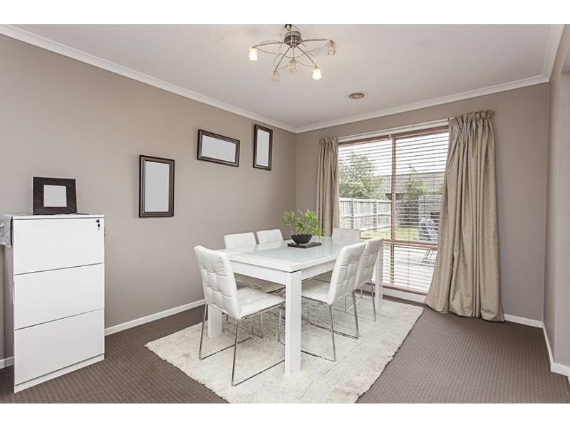 61 Kershaw Drive, Narre Warren South VIC 3805