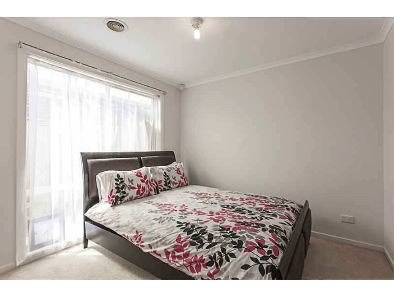 61 Kershaw Drive, Narre Warren South VIC 3805