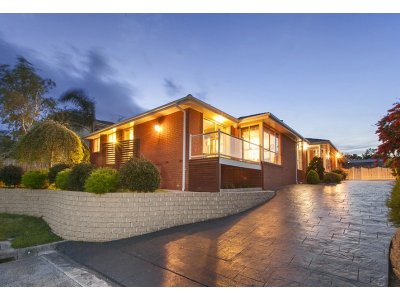 5 Sequoia Crt, Narre Warren South VIC 3805